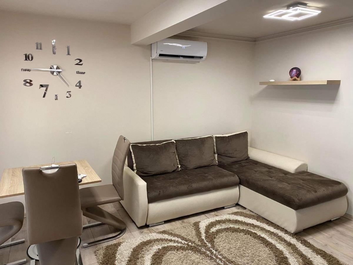 塞格德Hajnal Apartman公寓 外观 照片