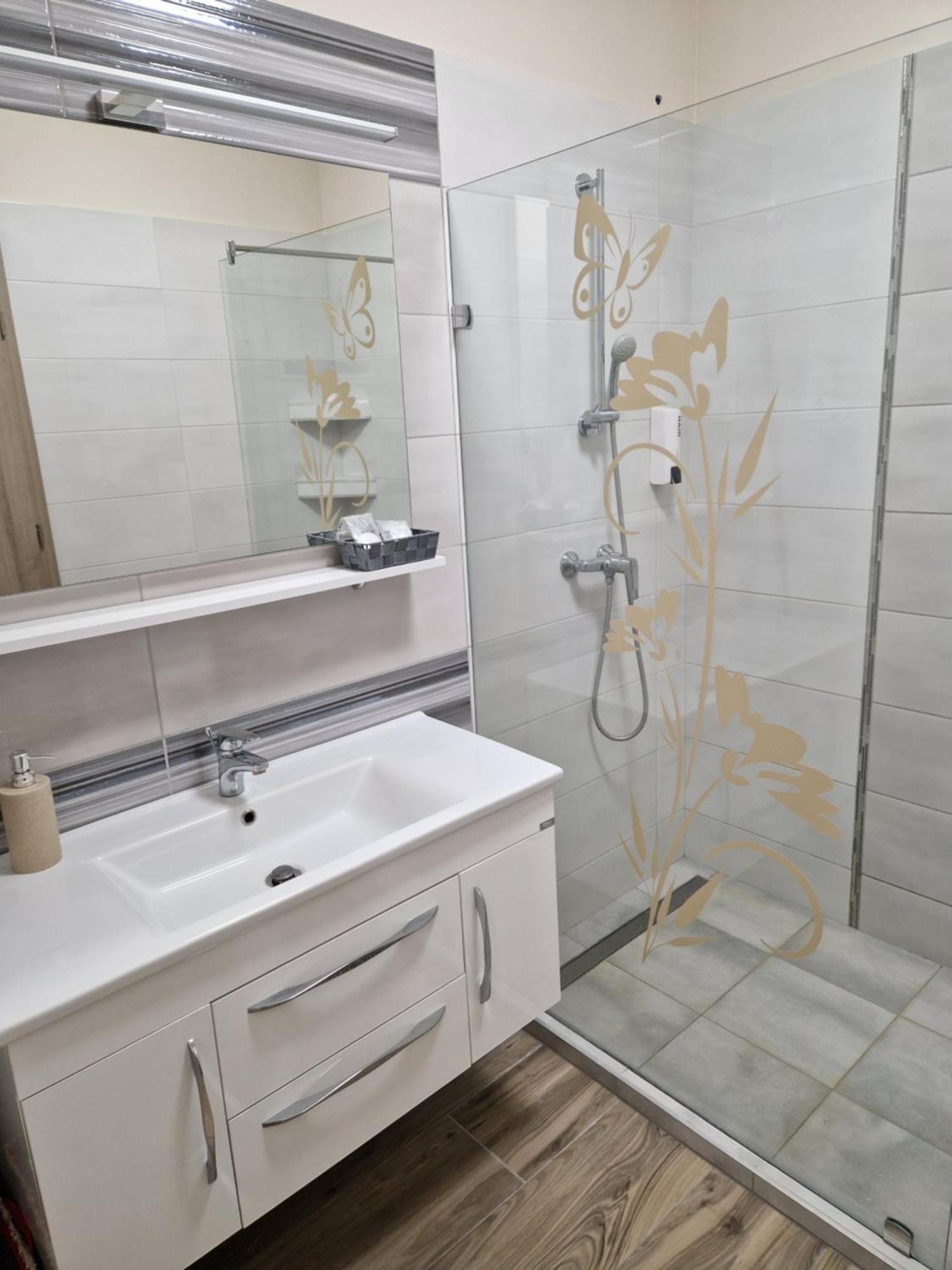 塞格德Hajnal Apartman公寓 客房 照片